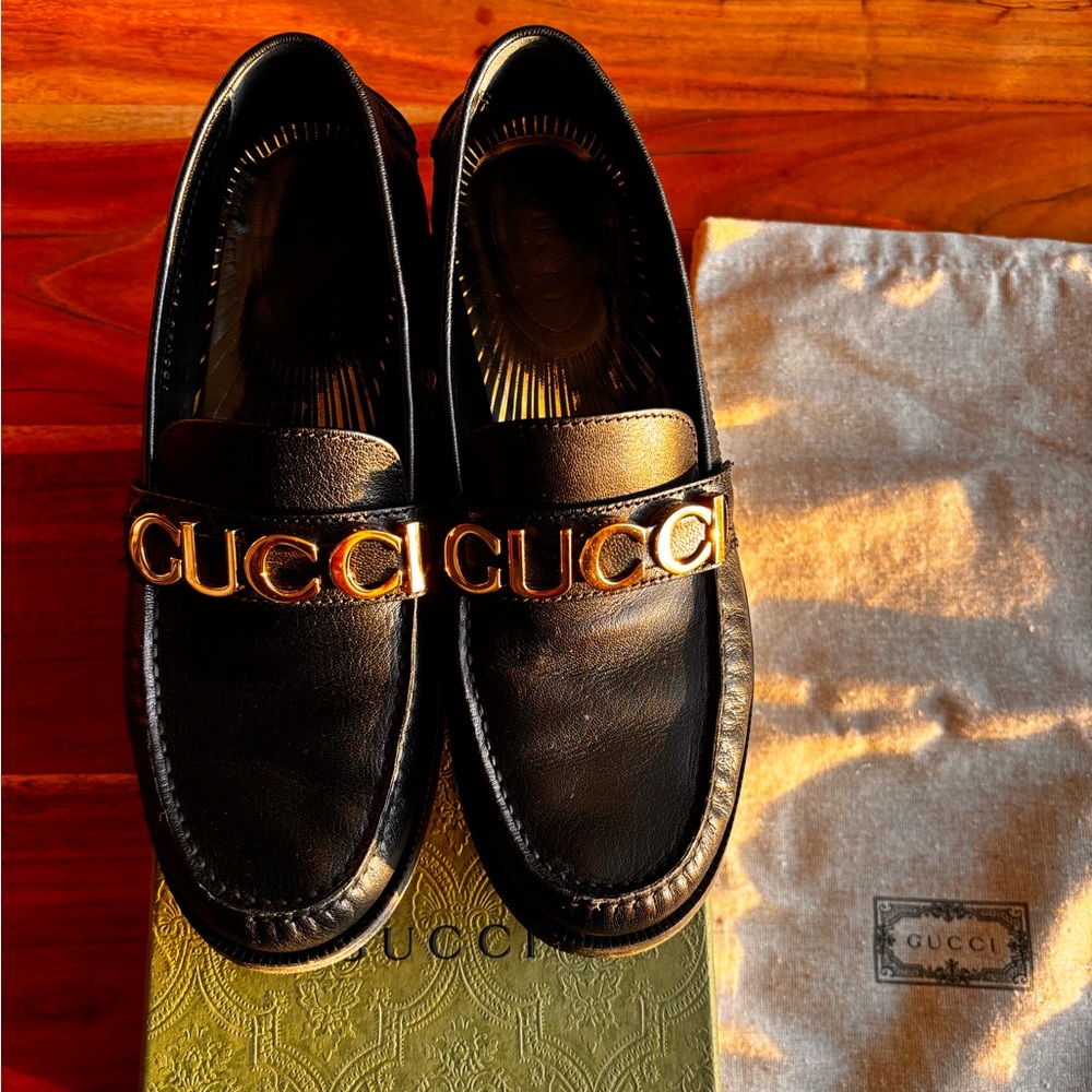 Gucci Cara loafers